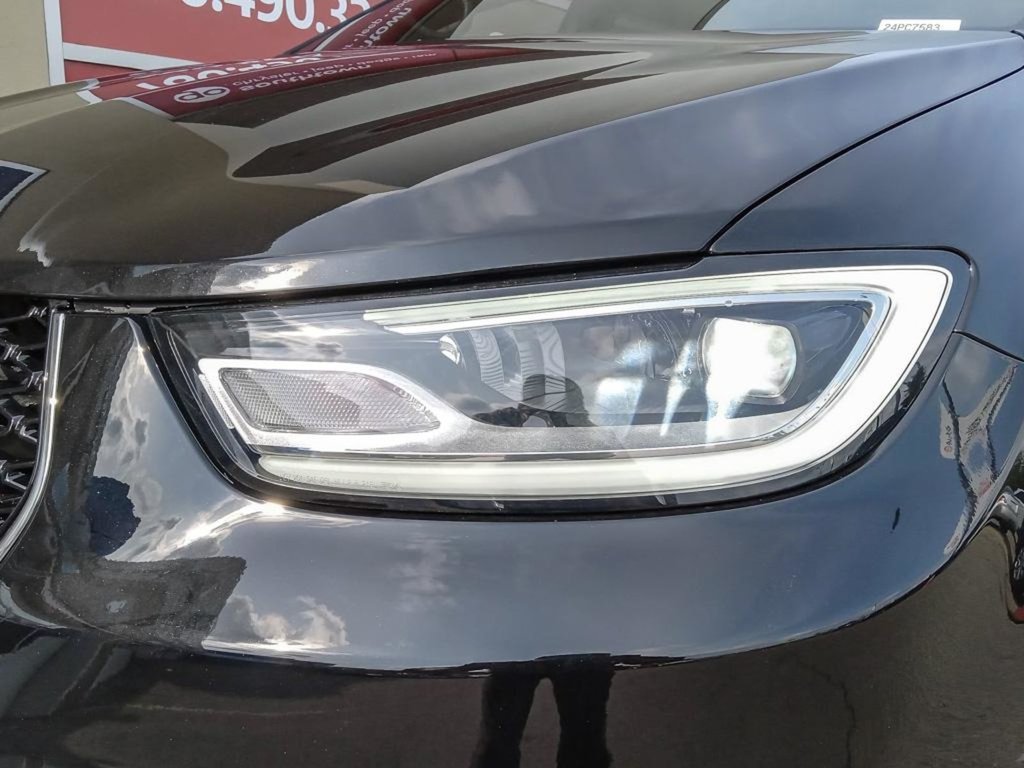 2024 Chrysler Pacifica TOURING IN DIAMOND BLACK EQUIPPED WITH A 3.6L V6 , FWD , 9SPD AUTO , PWR LIFTGATE , DUAL PWR SLIDING DOORS , TRI ZONE AC , BACKU-7