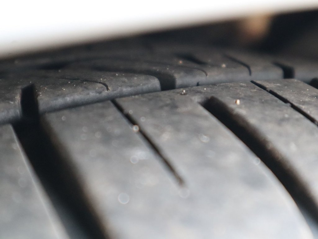 2022 Dodge Challenger SCAT PACK 392 SHAKER IN SMOKE SHOW GREY EQUIPEPD WITH A 6.4L SRT HEMI V8 , RWD , 8SPD TF AUTO , NAPPA LEATHER/ALCANTARA HEATED/V-6