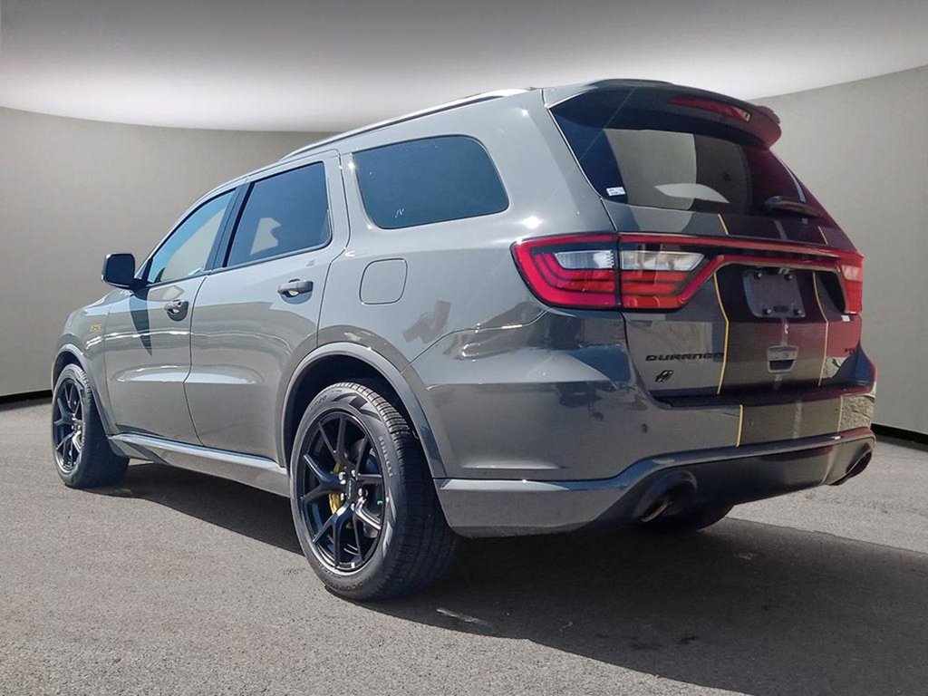 2024 Dodge Durango SRT 392 ALCHEMI IN DESTROYER GREY EQUIPPED WITH A 6.4L HEMI V8 , 4X4 , 8SPD TF AUTO , LEATHER/SUEDE SEATS W/YELLOW STITCH , SUNR-3