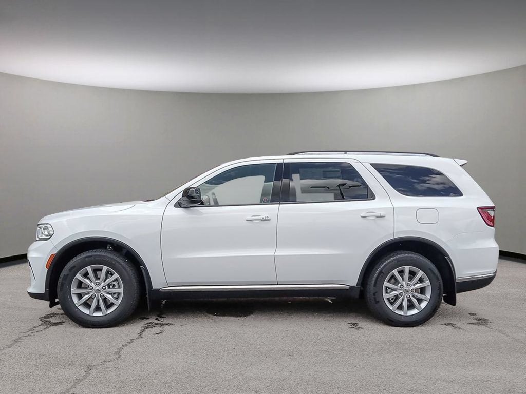 2024 Dodge Durango SXT IN WHITE KNUCKLE EQUIPPED WITH A 3.6L V6 , 8SPD AUTO , AWD , THIRD ROW SEATING GROUP , HEATED SEATS + SW , BACKUP CAM , BSM/-2