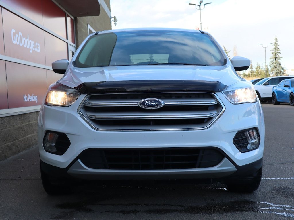 2019 Ford Escape SE IN WHITE EQUIPPED WITH A 1.5L TURBO I4 , 4X4 , 6SPD AUTO , CLOTH HEATED SEATS , DUAL ZONE AC , CRUISE , BACKUP CAM , SW CONTR-1