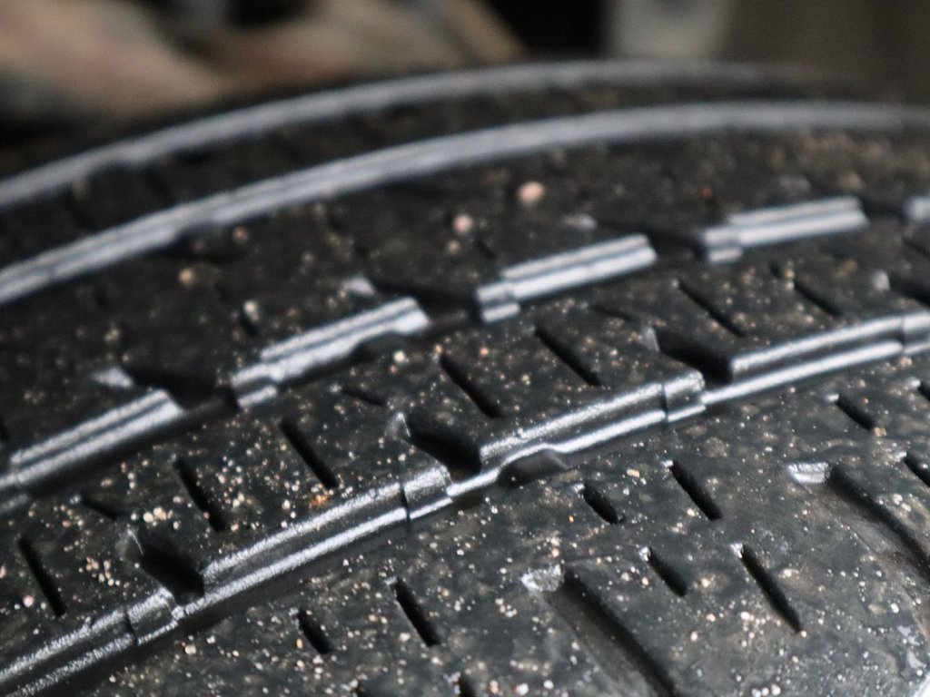 2017 Ford F-150 LARIAT IN GREY EQUIPPED WITH A 3.5L ECOBOOST V6 , 4X4 , 10SPD AUTO , AMBIENT LIGHTING , DUAL ZONE AC , REMOTE START , BACKUP CAM-5