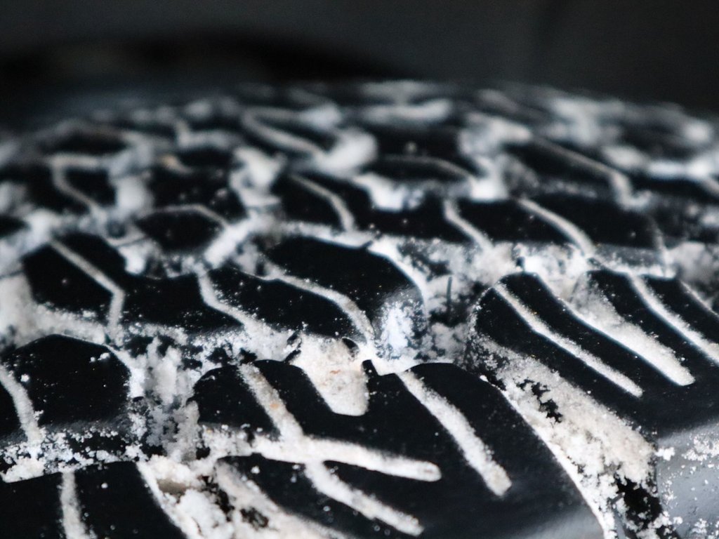 2020 GMC Sierra 2500HD DENALI HD IN GREY EQUIPPED WITH A DURAMAX 6.6L TURBO DIESEL V8 , 4X4 , ALLISON AUTO , LEATHER HEATED/VENTED SEATS , BOSE PREMIUM-5