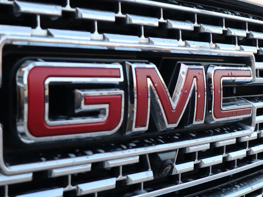 2020 GMC Sierra 2500HD DENALI HD IN GREY EQUIPPED WITH A DURAMAX 6.6L TURBO DIESEL V8 , 4X4 , ALLISON AUTO , LEATHER HEATED/VENTED SEATS , BOSE PREMIUM-2