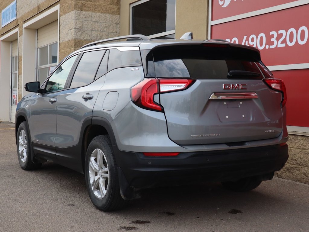 2023 GMC Terrain SLE IN GREY EQUIPPED WITH A 1.5L TURBO I4 , AWD , 9SPD AUTO , PWR LIFTGATE , ALLOY RIMS , PWR DRIVER SEAT , PWR LOCKS/WINDOWS ,-7