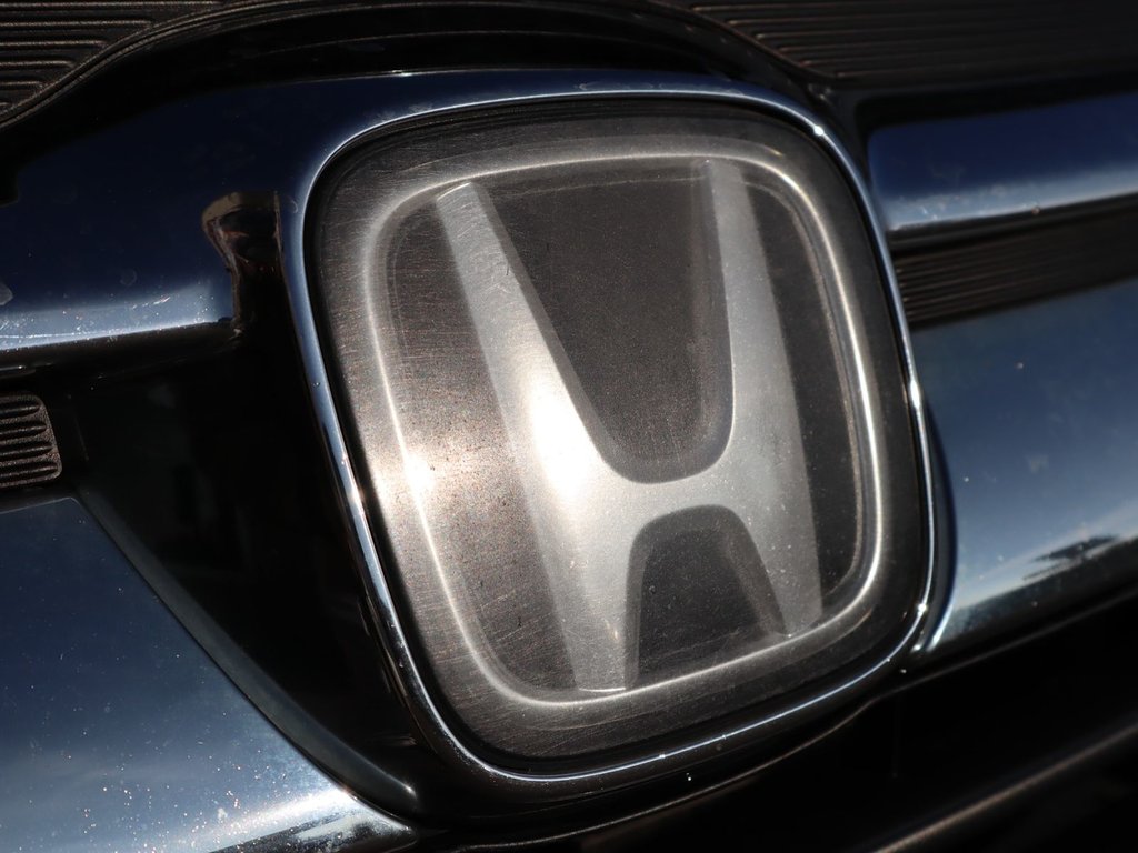 2018 Honda Odyssey LX IN GREY EQUIPPED WITH A 3.5L V6 , FWD , 9SPD AUTO , CLOTH HEATED SEATS , AC , CRUISE , PWR WINDOWS/LOCKS , HONDA RELIABILITY-2