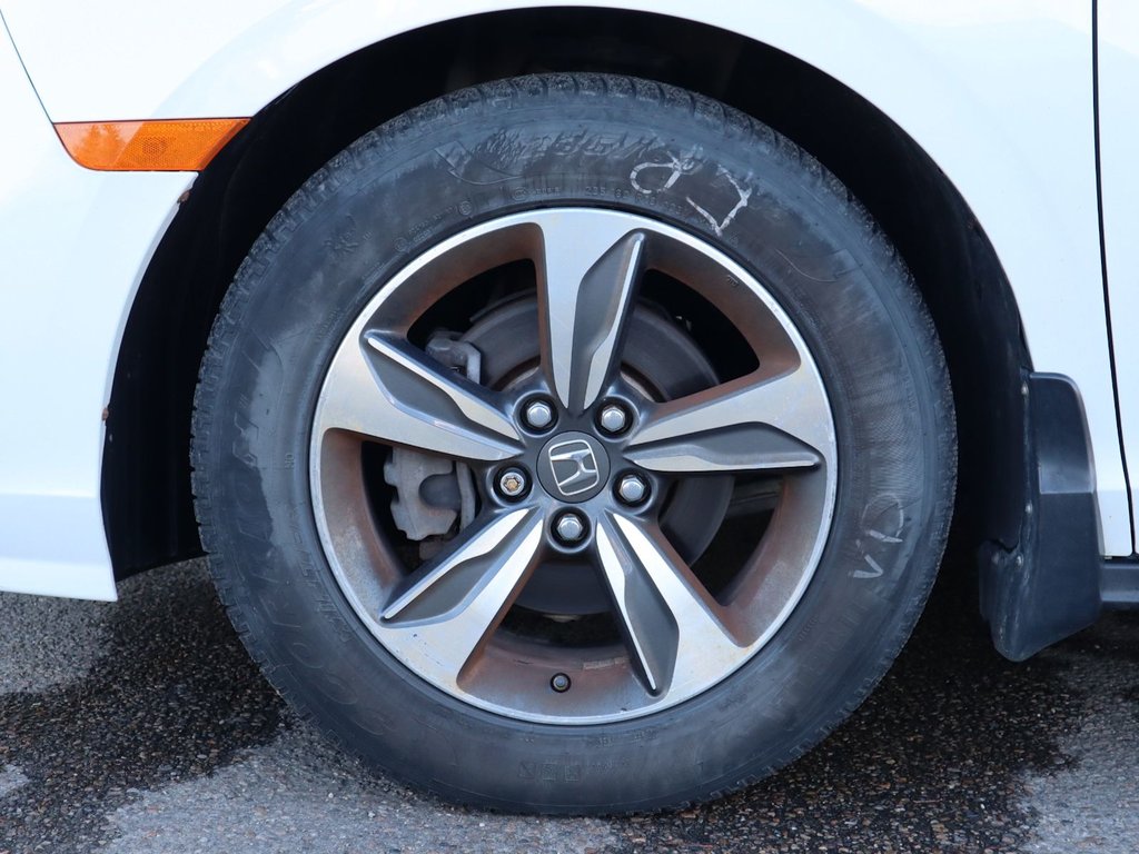 2019 Honda Odyssey EX IN WHITE EQUIPPEDW WITH A 280 HP 3.5L V6 , FWD , 9SPD AUTO , CLOTH HEATED SEATS , BACAKUP CAM , DUAL ZONE AC , CRUISE , 18INC-2