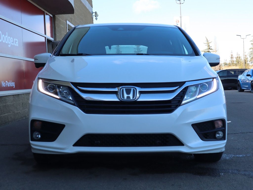 2019 Honda Odyssey EX IN WHITE EQUIPPEDW WITH A 280 HP 3.5L V6 , FWD , 9SPD AUTO , CLOTH HEATED SEATS , BACAKUP CAM , DUAL ZONE AC , CRUISE , 18INC-1