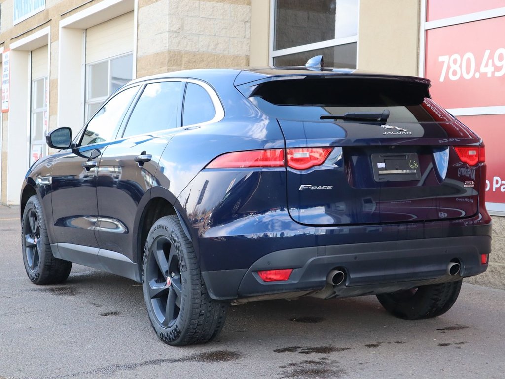 2020 Jaguar F-PACE PREMIUM IN BLACK EQUIPPED WITH A 2.0L TURBO I4 , AWD , 8SPD AUTO SYNTHETIC LEATHER HEATED SEATS + SW , PREMIUM AUDIO , NAV , BAC-7
