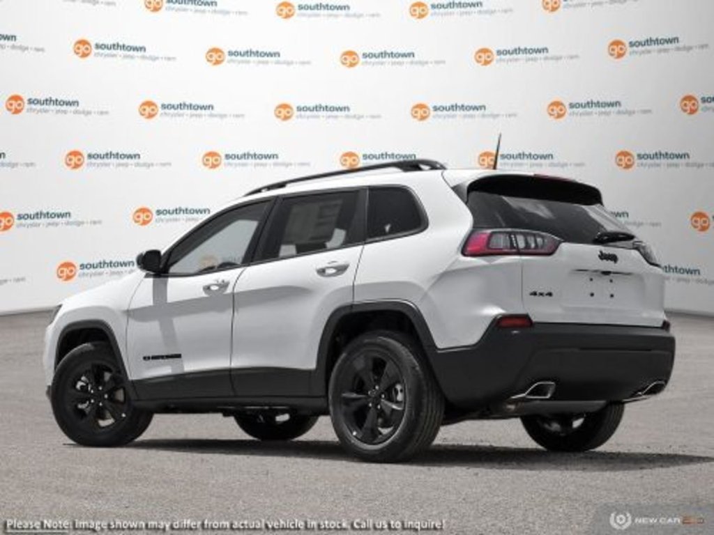 2023 Jeep Cherokee ALTITUDE IN BRIGHT WHITE EQUIPPED WITH A 2.4L MULTI AIR I4 , 9SPD AUTO , 4X4 , ELITE GROUP , LEATHER HEATED/VENTED BUCKET SEATS-3