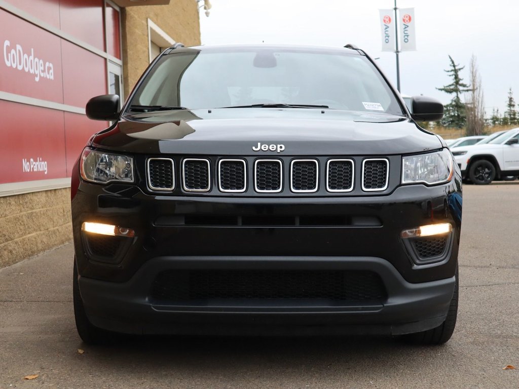 2021 Jeep Compass SPORT IN DIAMOND BLACK EQUIPPED WITH A 2.4L MULTIAIR I4 , 6SPD AISIN AUTO , FWD , SPORT APPEARANCE GROUP , LEATHER SW , 16INCH R-1