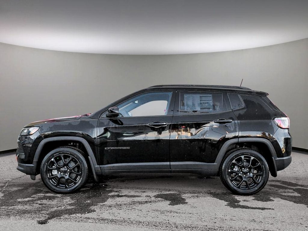 2023 Jeep Compass ALTITUDE, 2L TURBO I-4, ADAPTIVE CRUISE W/ STOP'N'GO, PANORAMIC SUNROOF, PREMIUM ALPINE SPKER SYSTEM, 10.1 UCONNECT 5 W/NAV, RAI-7