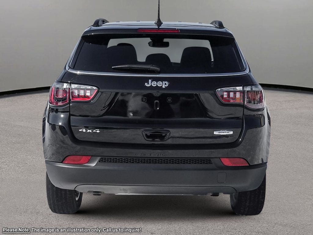 2024 Jeep Compass NORTH IN DIAMOND BLACK EQUIPPED WITH A 2.0L TURBO I4 , 4X4 , 8SPD AUTO , TERRAIN MGMT , FCW , ACTIVE LANE MGMT , BACKUP CAM , AU-4