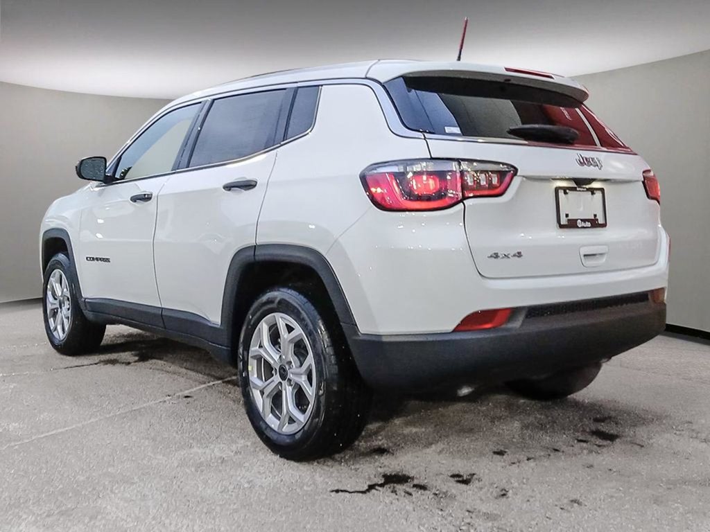 2025 Jeep Compass SPORT IN BRIGHT WHITE EQUIPPED WITH A 2.0L TURBO I4 , 4X4 , 8SPD AUTO , TERRAIN MGMT , FCW , ACTIVE LANE MGMT , BACKUP CAM , AUT-3