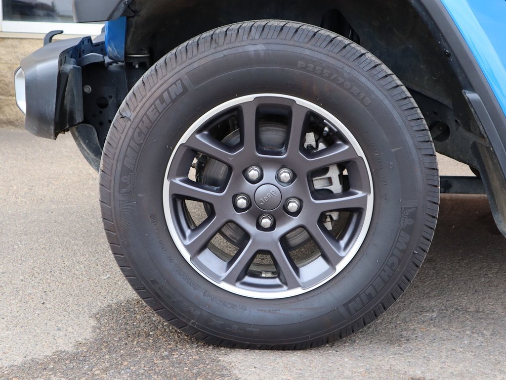 2021 Jeep Gladiator OVERLAND IN HYDRO BLUE PEARL EQUIPPED WITH A 3.6L V6 , 4X4 , 8SPD AUTO , ALPINE AUDIO , LSD , SAFETY GROUP , COLD WEATHER , TRAI-4