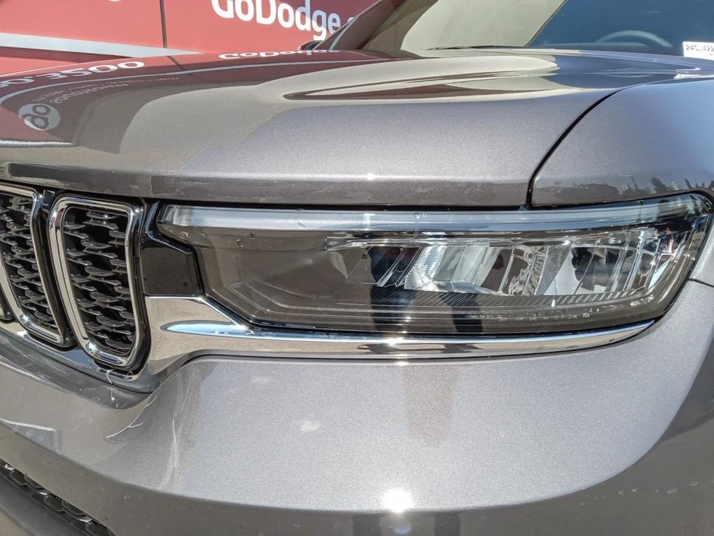 2024 Jeep Grand Cherokee L LIMITED IN BALTIC GREY EQUIPPED WITH A 3.6L V6 , 4X4 , 8SPD TF AUTO , 20INCH RIMS , PANO SUNROOF , LEATHERETTE HEATED SEATS + SW-7