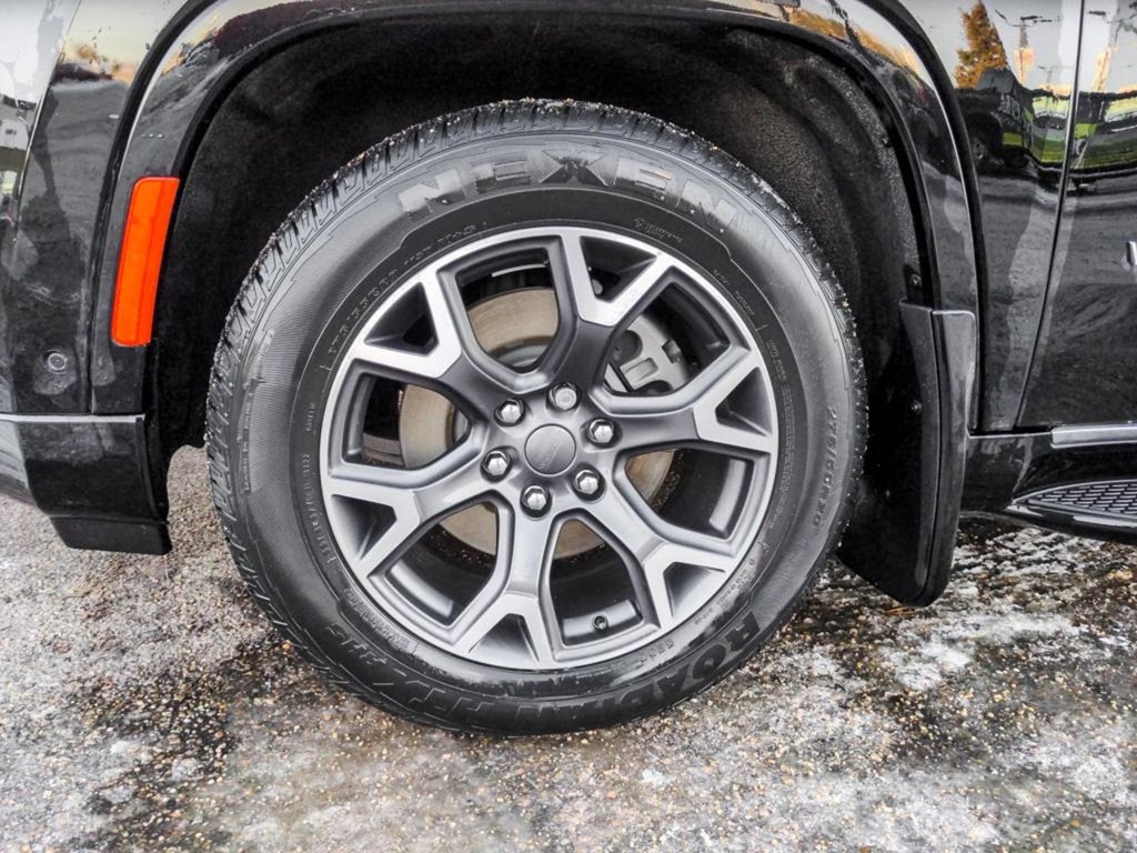 2023 Jeep WAGONEER Series III, 3.0L I6 HURRICAN TWIN TURBO, QUADRA-LIFT AIR SUSPENSION, SURROUND VIEW CAMERA SYSTEM, ADAPTIVE CRUISE W/ STOP'N'GO,-5