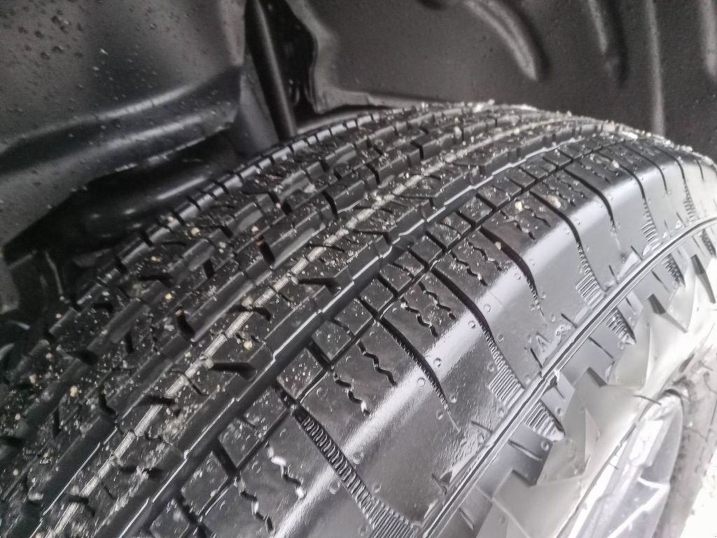 2025 Jeep Wrangler SPORT S IN BRIGHT WHITE EQUIPPED WITH A 2.0L TURBO I4 , 4X4 , 8SPD TF AUTO , HARDTOP , CONVENIENCE GROUP , HEATED SEATS + SW , D-6