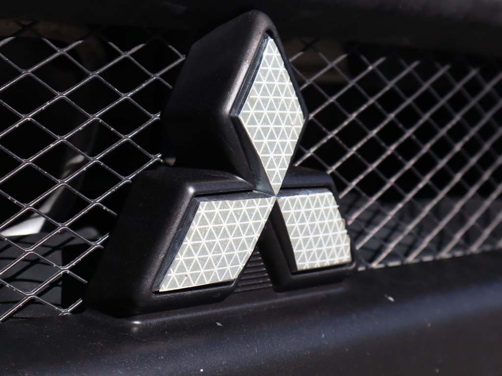 2014 Mitsubishi Lancer Evolution EVO MR IN WHITE EQUIPPED WITH A 2.0L TURBO I4 , AWD , 6SPD AUTO , PADDLE SHIFTERS , LEATHER HEATED SEATS , AC , CRUISE , PREMIUM-2