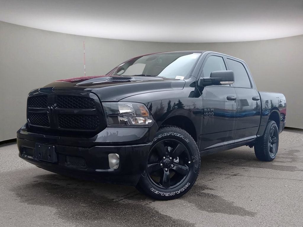 2023 Ram 1500 Classic SLT BLACK APPEARANCE, HEATED SEATS AND WHEEL, LUXURY GROUP-0