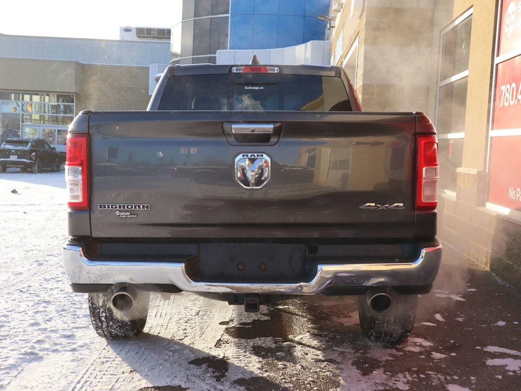 2020 Ram 1500 BIG HORN IN GRANITE METALLIC EQUIPPED WITH A 5.7L HEMI V8 , 4X4 , 8SPD AUTO , BIG HORN LVL 1 , OFF ROAD GROUP , PWR DRIVER SEAT-7