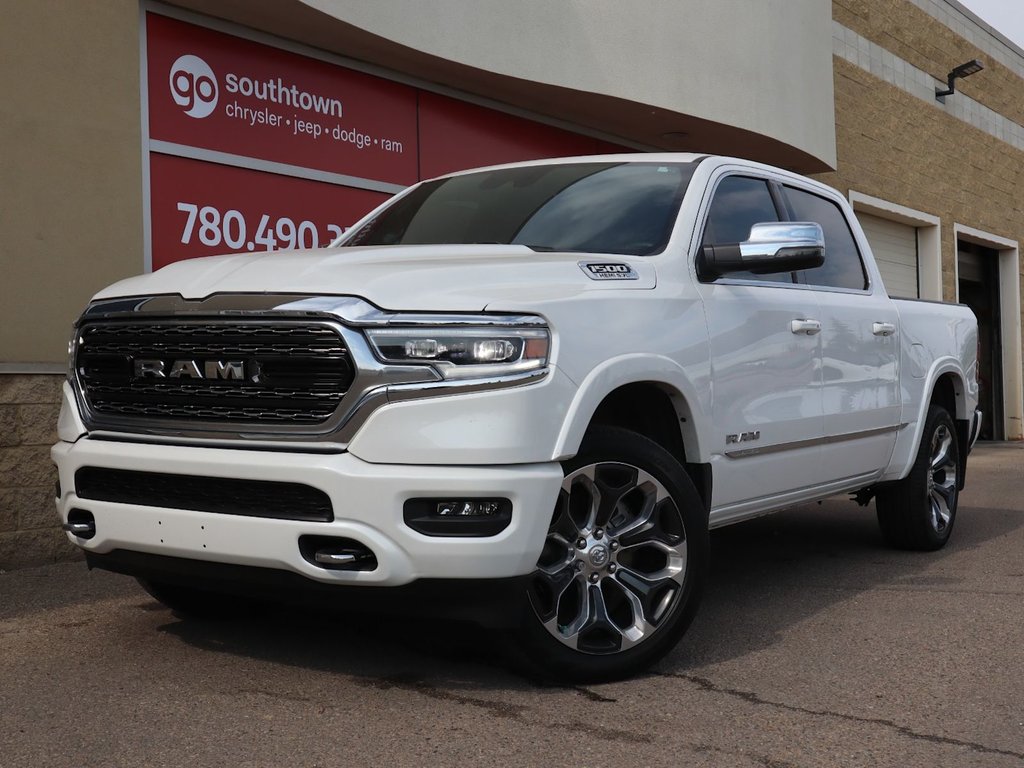 2023 Ram 1500 LIMITED IN IVORY TRI COAT PEARL EQUIPPED WITH A 5.7L HEMI V8 , 8SPD AUTO , 4X4 , 22INCH POLISHED ALUMINIUM RIMS , PANORAMIC SUNR-0