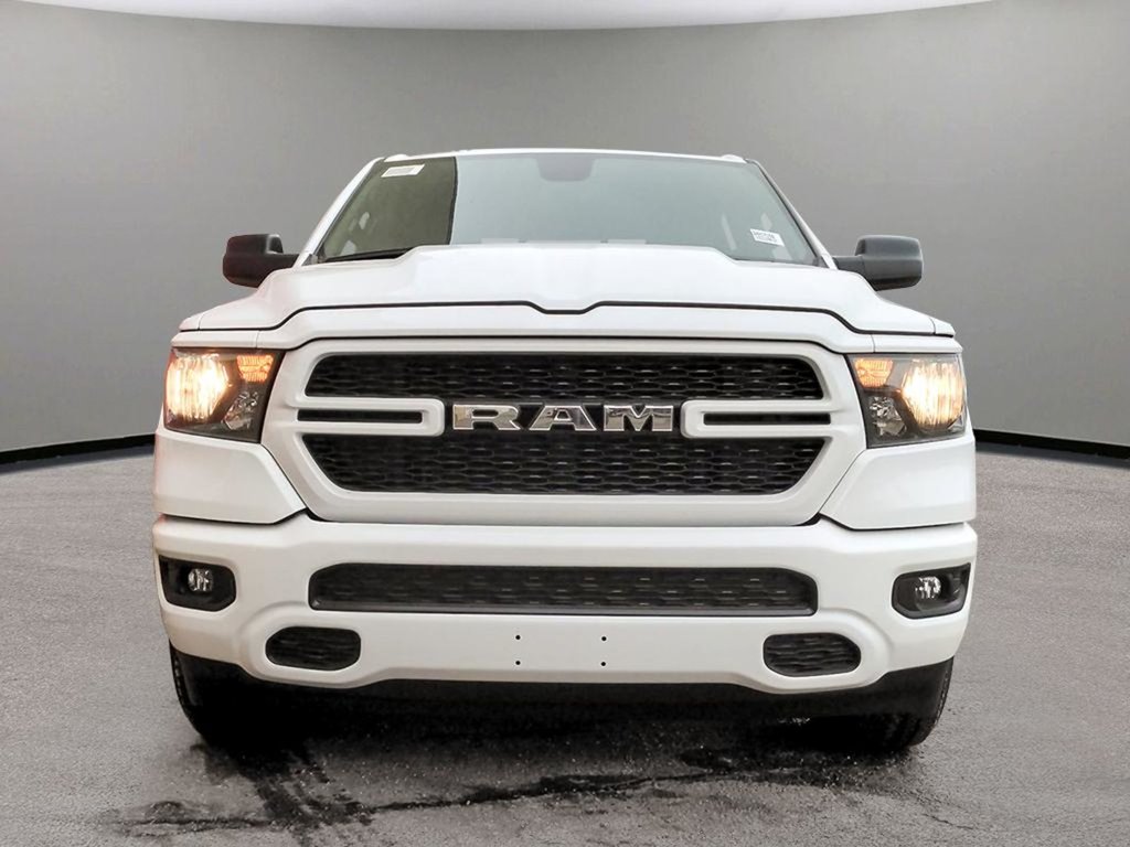 2024 Ram 1500 TRADESMAN, 5.7L HEMI V8 W/ ETORQUE, CLASS IV HITCH RECEIVER, REVERSE CAMERA, SPORT APPEARANCE PACKAGE-1