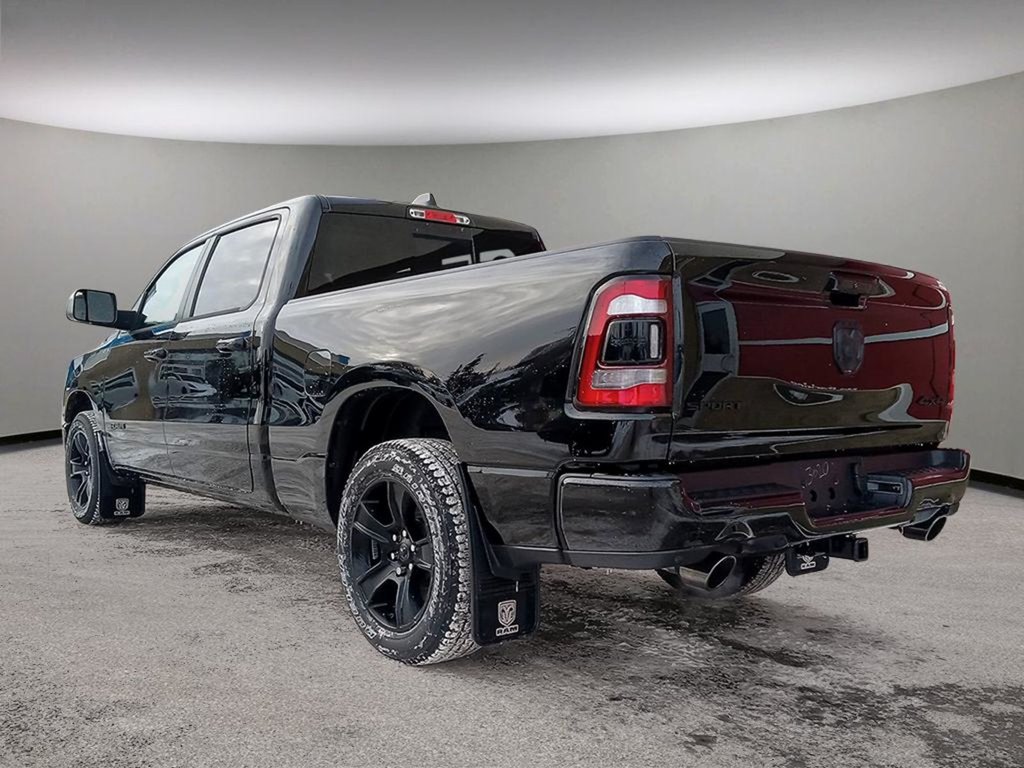 2024 Ram 1500 SPORT IN DIAMOND BLACK EQUIPPED WITH A 5.7L HEMI V8 W/ETORQUE , 4X4 , 8SPD AUTO , 125L TANK , SPORT HOOD , PANORAMIC SUNROOF , R-3