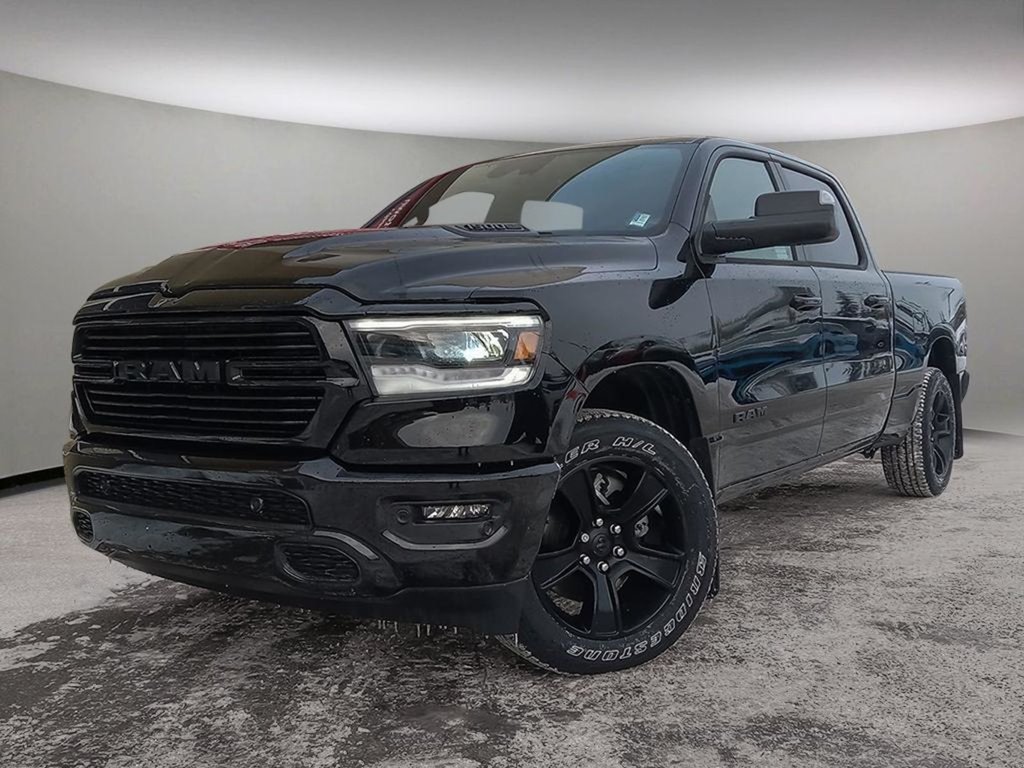 2024 Ram 1500 SPORT IN DIAMOND BLACK EQUIPPED WITH A 5.7L HEMI V8 W/ETORQUE , 4X4 , 8SPD AUTO , 125L TANK , SPORT HOOD , PANORAMIC SUNROOF , R-0