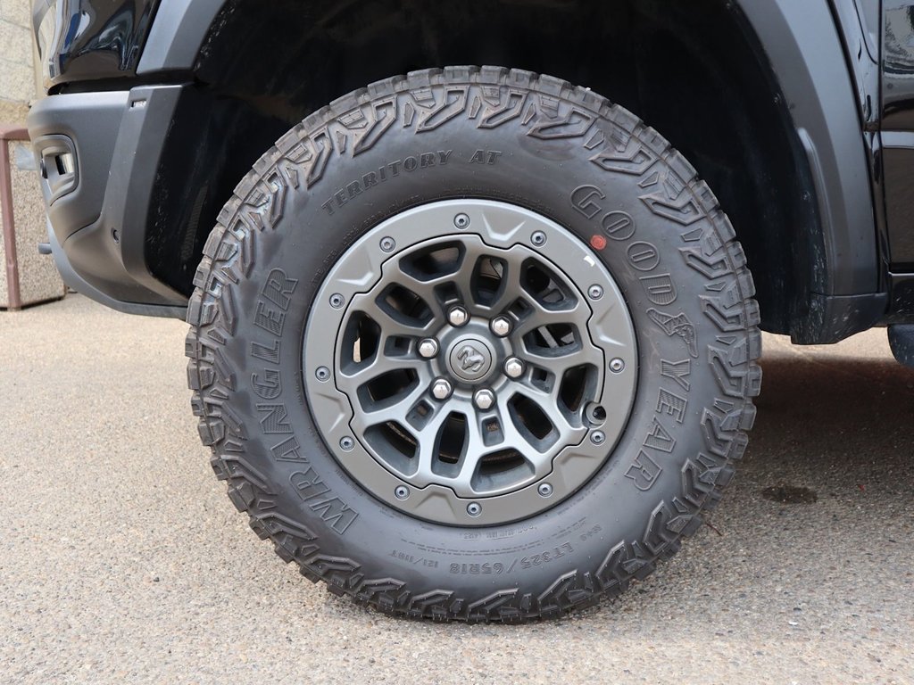 2024 Ram 1500 TRX FINAL EDITION IN DIAMOND BLACK EQUIPPED WITH A 6.2L SUPERCHARGED SRT V8 , 4X4 , 8SPD TF AUTO , PERF SHOCK ABSORBERS , ADAPTI-4