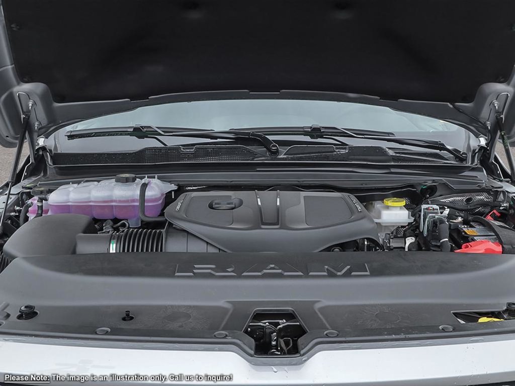 2025 Ram 1500 BIG HORN SPORT IN BILLET SILVER EQUIPPED WITH A 3.0L HURRICANE I6 TWIN TURBO , 4X4 , 8SPD AUTO , TONNEAU COVER , BIG HORN LEVEL-5