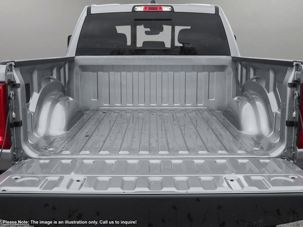 2025 Ram 1500 BIG HORN SPORT IN BILLET SILVER EQUIPPED WITH A 3.0L TWIN TURBO I6 , 4X4 , 8SPD AUTO , TRAILER BRAKE CONTROL , 20INCH RIMS , SPO-6