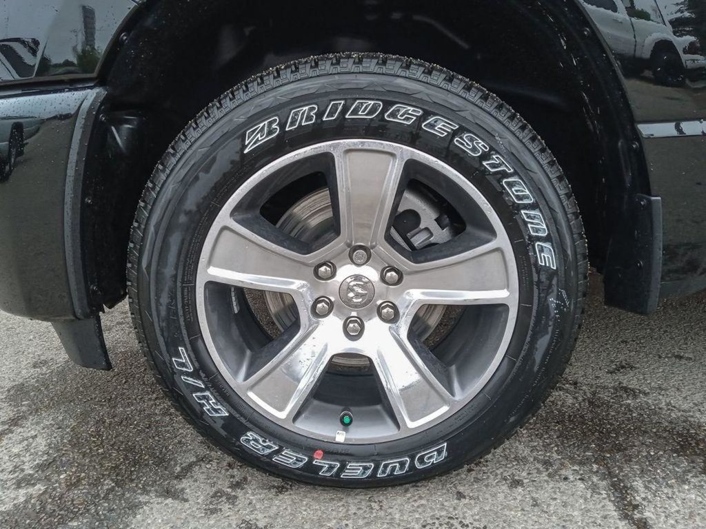 2025 Ram 1500 TRADESMAN SPORT IN DIAMOND BLACK EQUIPPED WITH A 3.0L TWIN TURBO , 4X4 , 8SPD AUTO , TRADESMAN LVL 1 , SPORT APPEARANCE PCKG , P-5