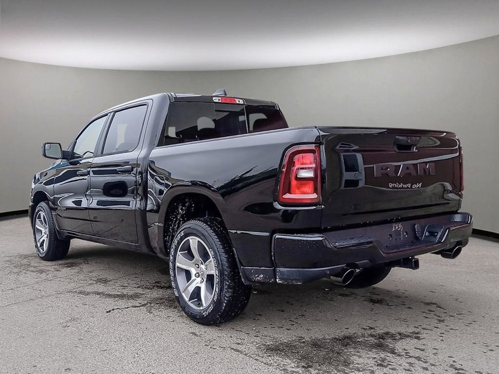 2025 Ram 1500 TRADESMAN SPORT IN DIAMOND BLACK EQUIPPED WITH A 3.0L TWIN TURBO , 4X4 , 8SPD AUTO , TRADESMAN LVL 1 , SPORT APPEARANCE PCKG , P-3