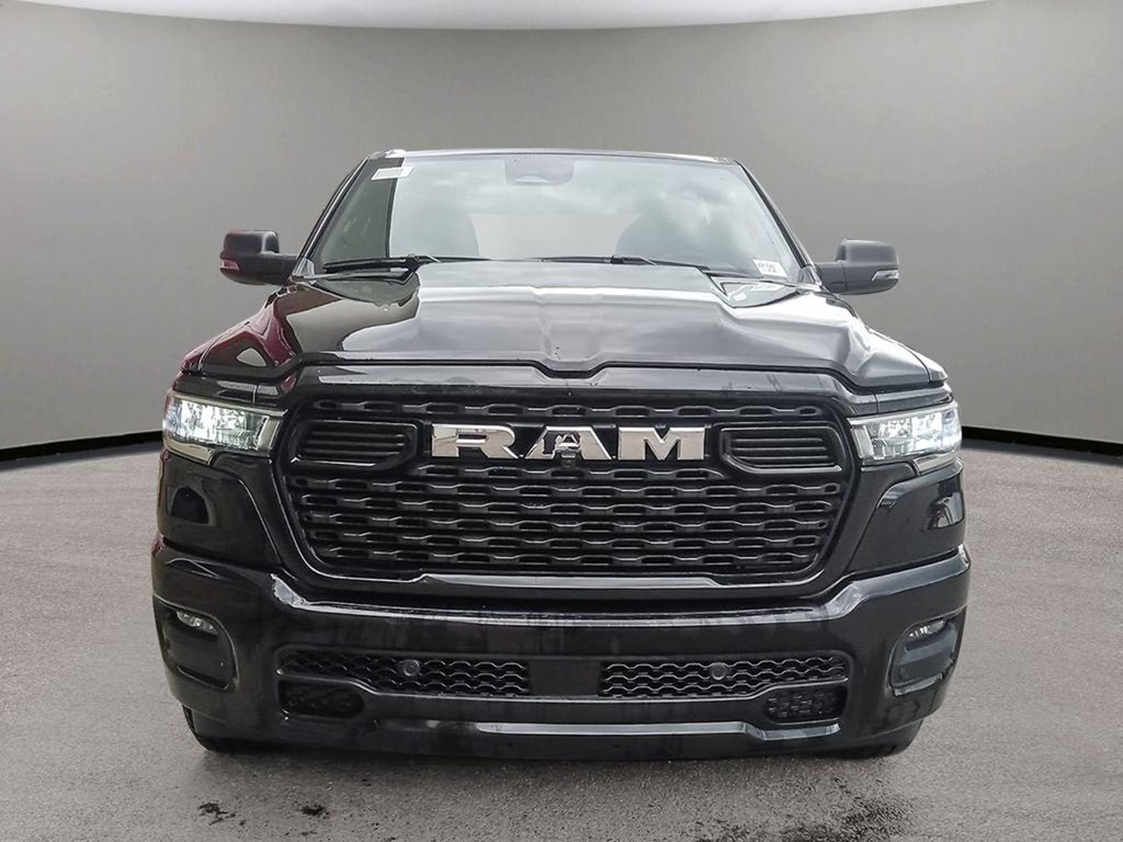 2025 Ram 1500 BIG HORN SPORT IN DIAMOND BLACK EQUIPPED WITH A 3.0L TWIN TURBO , 4X4 , 8SPD AUTO , 20INCH RIMS , BIG HORN LVL 1 , SPORT APPEARA-1