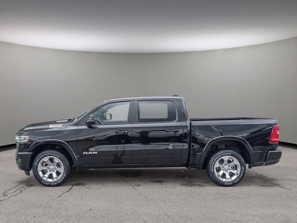 2025 Ram 1500 BIG HORN SPORT IN DIAMOND BLACK EQUIPPED WITH A 3.0L TWIN TURBO , 4X4 , 8SPD AUTO , 20INCH RIMS , BIG HORN LVL 1 , SPORT APPEARA-2
