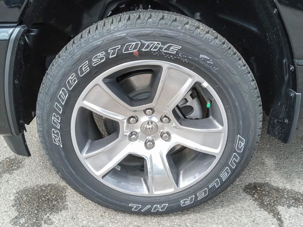 2025 Ram 1500 TRADESMAN SPORT IN DIAMOND BLACK EQUIPPED WITH A 3.6L V6 W/ETORQUE , 4X4 , 8SPD AUTO , TRADESMAN LVL 1 , SPORT APPEARANCE PCKG ,-5