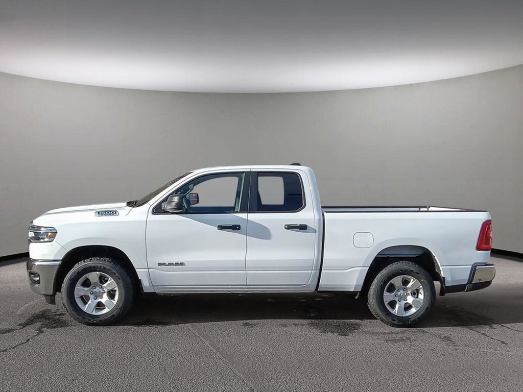 2025 Ram 1500 SXT TRADESMAN IN BRIGHT WHITE EQUIPPED WITH A 3.6L V6 W/ETORQUE , 4X4 , 8SPD AUTO , TRADESMAN LVL 1 , SXT APPEARANCE GROUP , AC-2