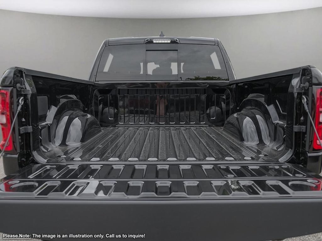 2025 Ram 1500 SPORT IN DIAMOND BLACK EQUIPPED WITH A 3.0L TWIN TURBO I6 , 4X4 , 8SPD AUTO , SPORT HOOD , PANORAMIC SUNROOF , TECH GROUP , TRAI-6