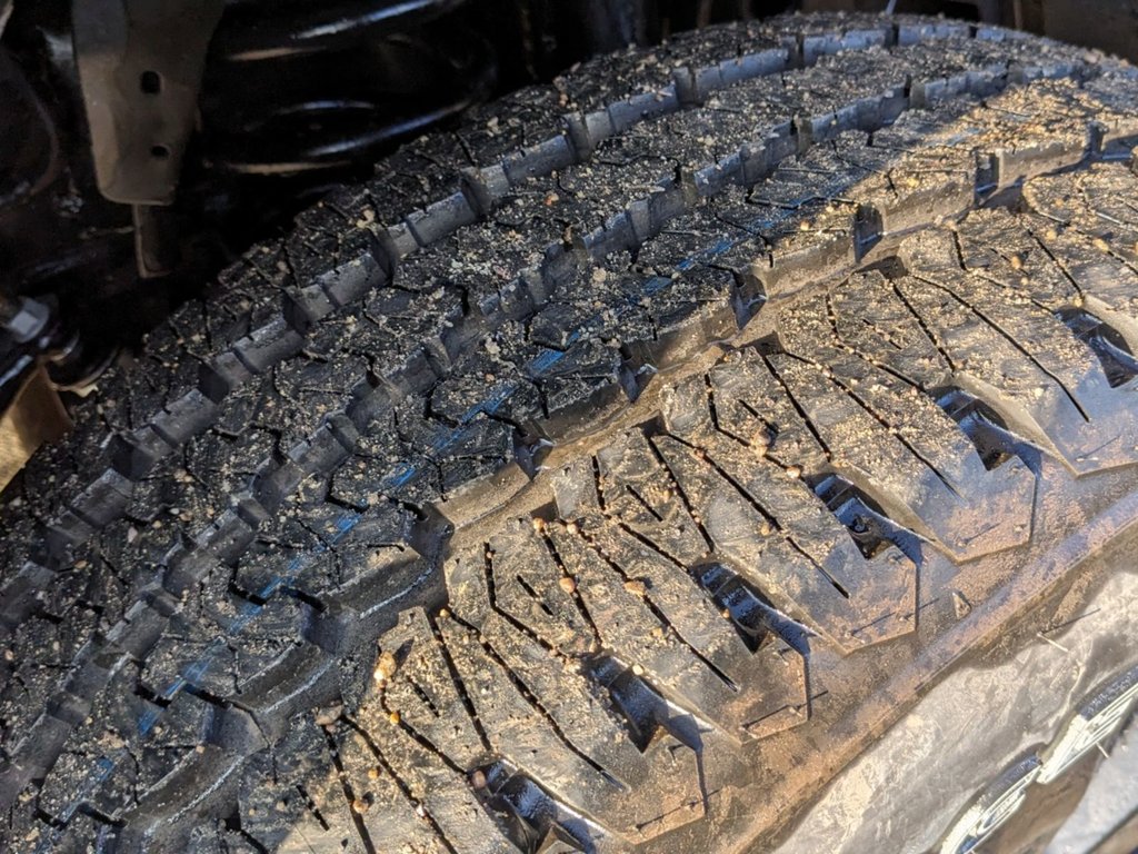 2024 Ram 2500 LARAMIE NIGHT EDITION, 6.7L CUMMINS TURBO DIESEL I-6, SUNROOF, HTD/VNTD FRONT SEATS, 12 UCONNECT 5 W/NAV, 17 SPKR HARMAN/KARDON-4