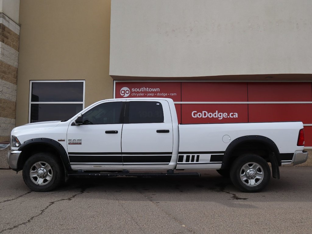 2016 Ram 3500 SLT IN BRIGHT WHITE EQUIPPED WITH A 5.7L HEMI V8 , 4X4 , 6 SPD AUTO , 6SPEAKER AUDIO , PWR WINDOWS/LOCKS , AC , CRUISE-6