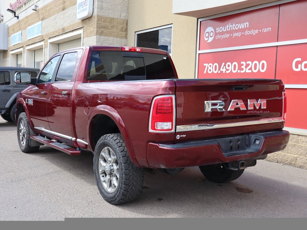 2018 Ram 3500 LIMITED IN RED PEARL EQUIPPED WITH A 6.7L CUMMINS TURBO DIESEL I6 , 4X4 , 6SPD AUTO , RUNNING BOARDS , 5TH WHEEL & GOOSENECK TOW-7