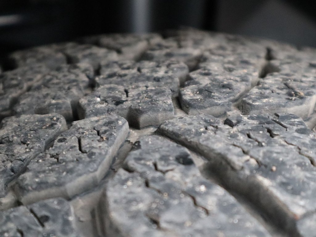 2023 Ram 3500 LARAMIE IN BRIGHT WHITE EQUIPPED WITH A 6.7L CUMMINS TURBO DIESEL I6 , 4X4 , 6SPD AUTO , REAR AUTO LVL AIR SUSPENSION , LARAMIE-5