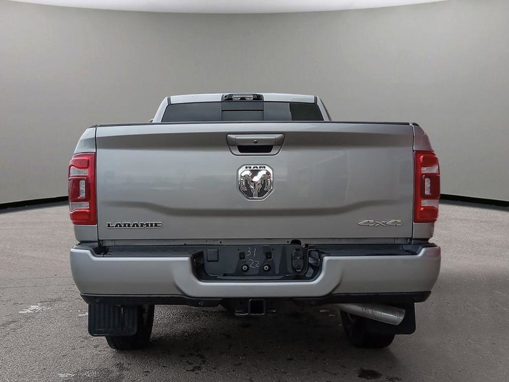 2024 Ram 3500 LARAMIE, 6.7L CUMMINS TURBO DIESEL I-6, 12 UCONNECT 5 W/ NAV, HTD/VEN FRONT SEATS, SUNROOF, 17SPKR HARMAN/KARDON PREMIUM SOUND-4