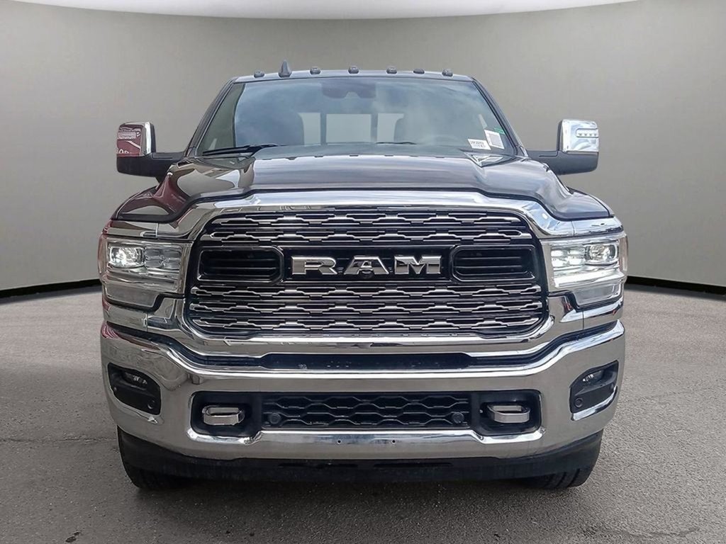 2024 Ram 3500 LIMITED, 6.7L CUMMINS TURBO DIESEL I6, 12 UCONNECT 5 W/NAV, 360 CAMERA, ADAPTIVE CRUISE, REAR AUTO-LEVELLING AIR SUSPENSION-1