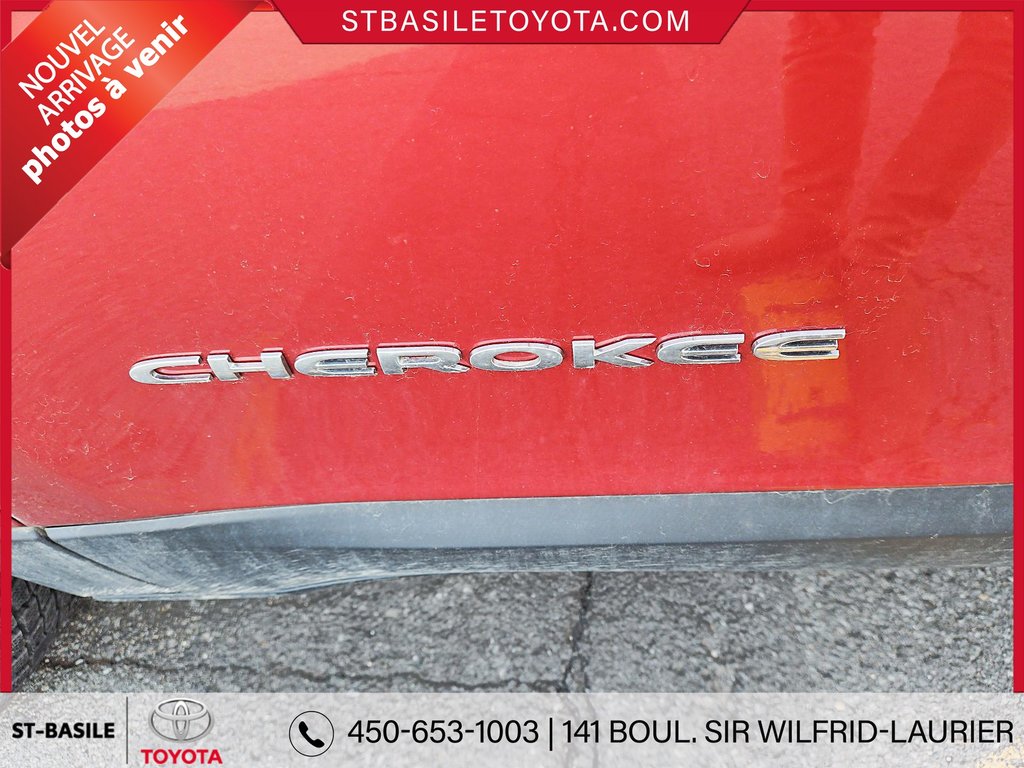 Cherokee Sport V6 4/4 GROUPE REMORQUAGE BLUETOOTH 2014 à Saint-Basile-Le-Grand, Québec - 9 - w1024h768px