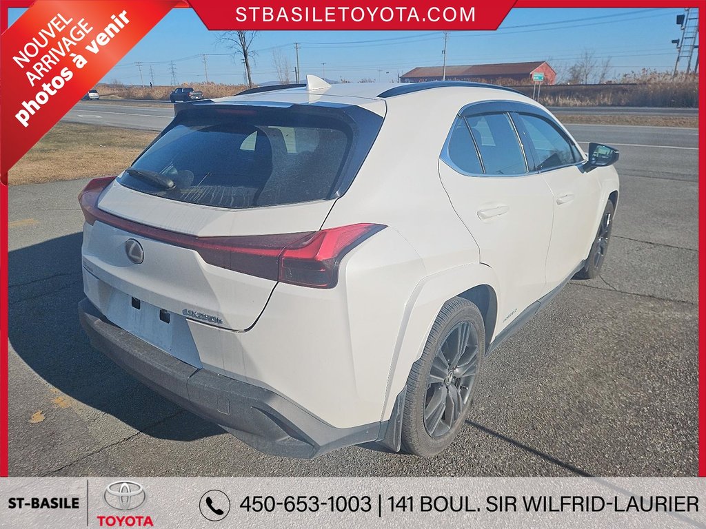 2021 Lexus UX Hybride 250h TOIT PANO MAGS CUIR SIEGES in Saint-Basile-Le-Grand, Quebec - 5 - w1024h768px