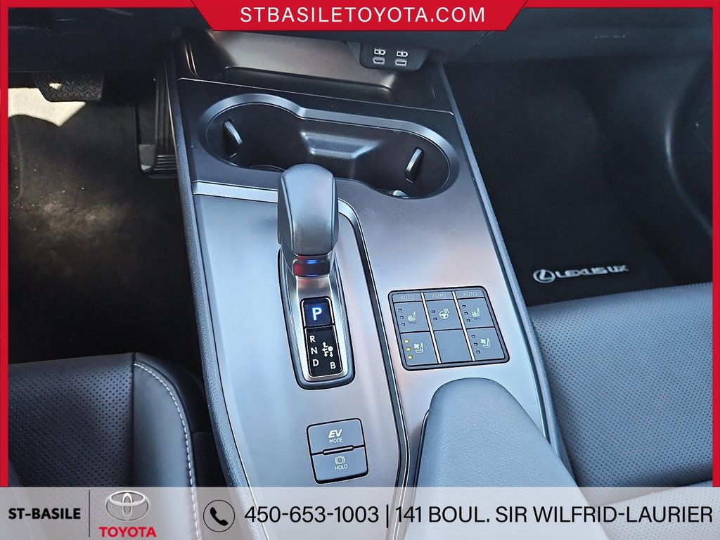 Lexus UX 300H HYBRIDE AWD TOIT OUVRANT SIEGES VENTILÉS/CUIR 2025 à Saint-Basile-Le-Grand, Québec - 21 - w1024h768px