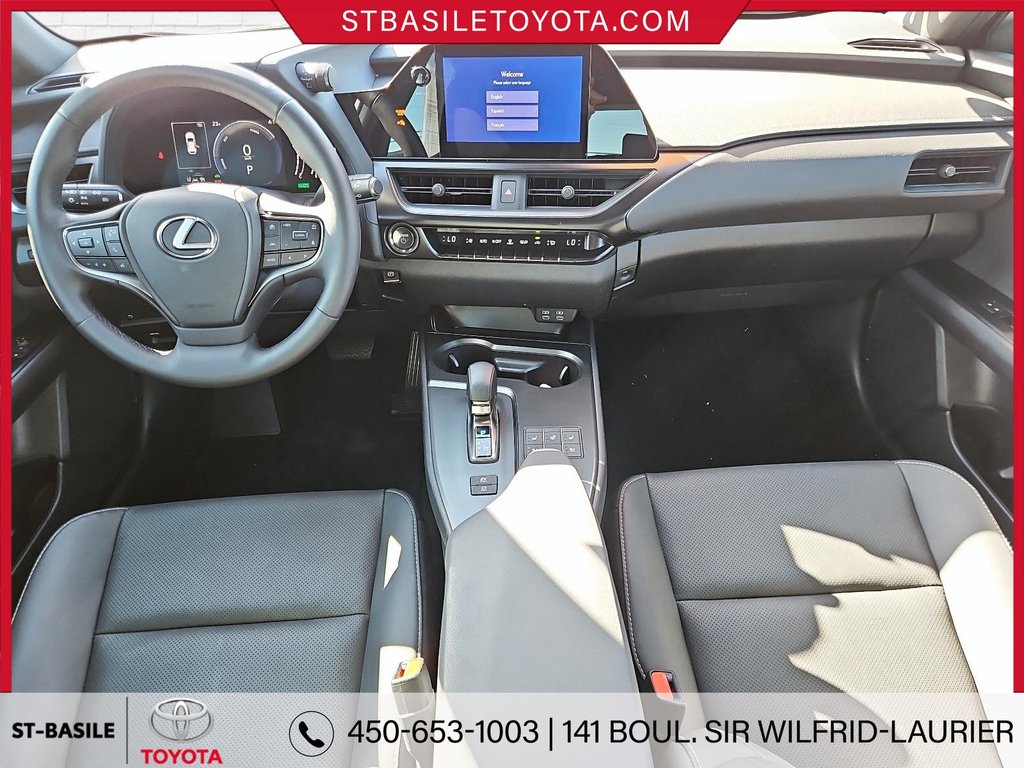 Lexus UX 300H HYBRIDE AWD TOIT OUVRANT SIEGES VENTILÉS/CUIR 2025 à Saint-Basile-Le-Grand, Québec - 15 - w1024h768px