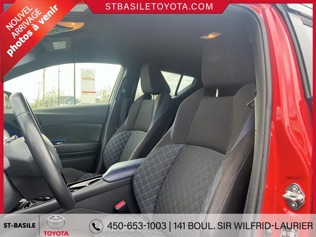 2020 Toyota C-HR XLE PREMIUM SIEGES/VOLANT CHAUFFANT in Saint-Basile-Le-Grand, Quebec - 10 - w1024h768px